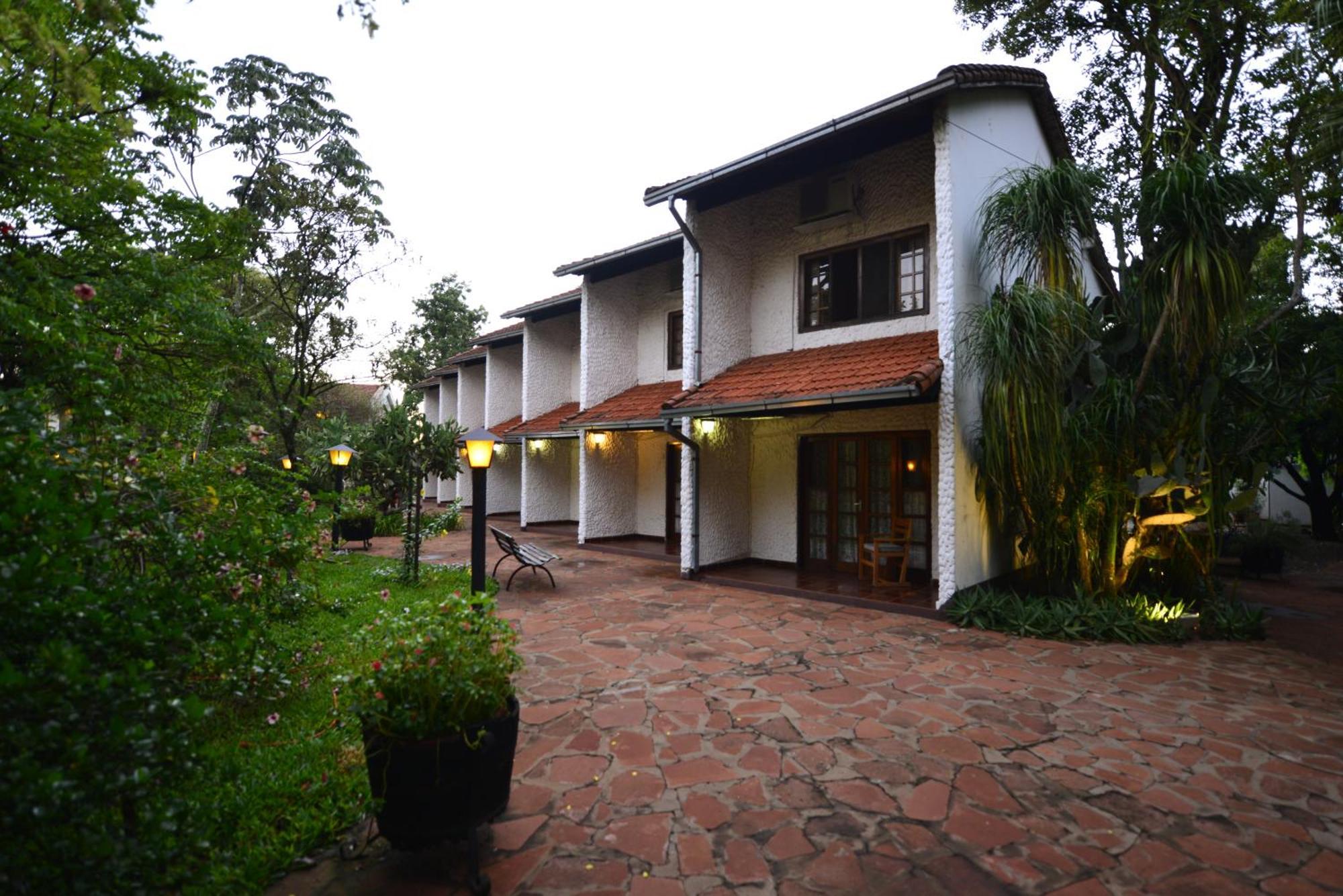 Hotel Restaurant Papillon Bella Vista Sur エクステリア 写真