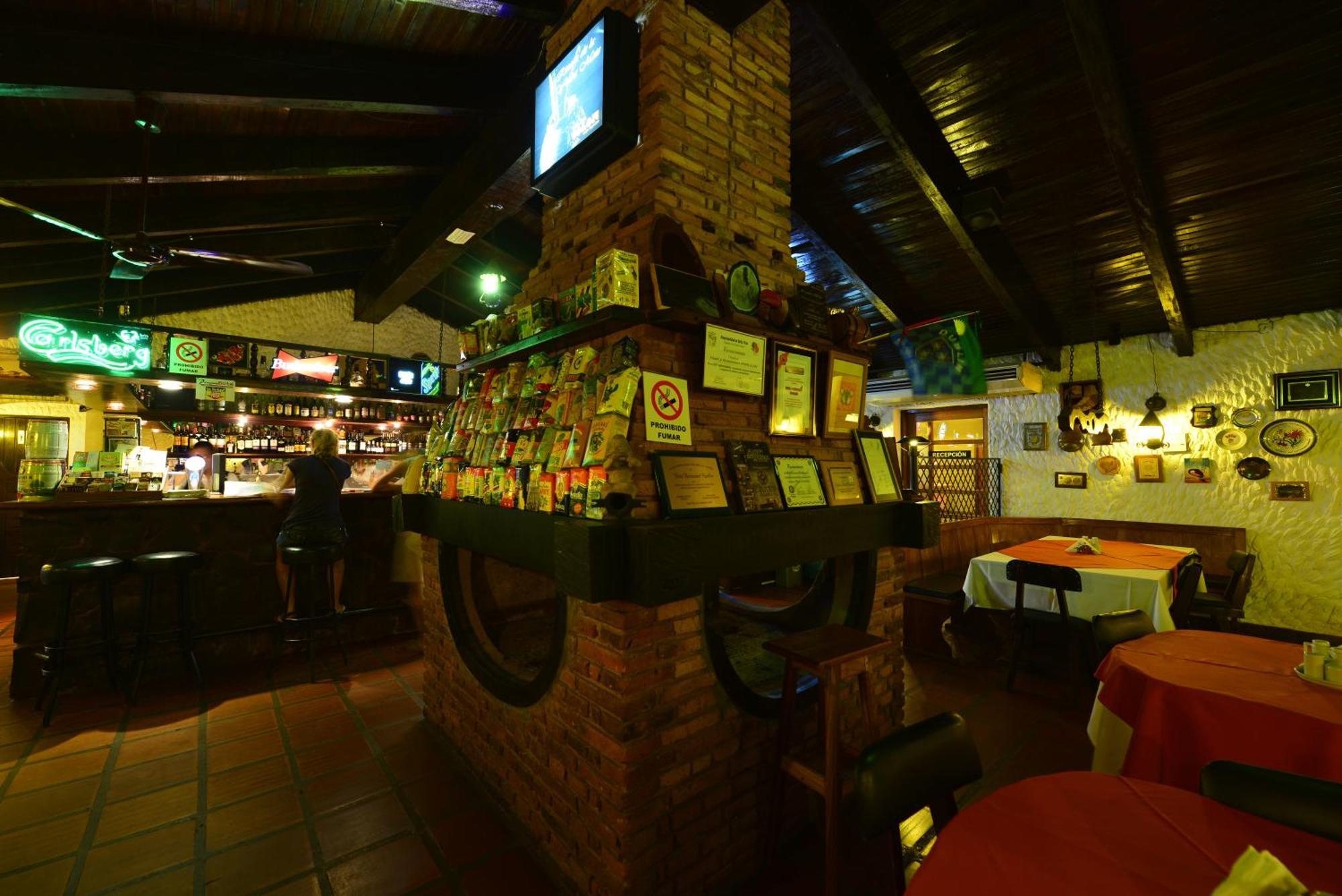 Hotel Restaurant Papillon Bella Vista Sur エクステリア 写真